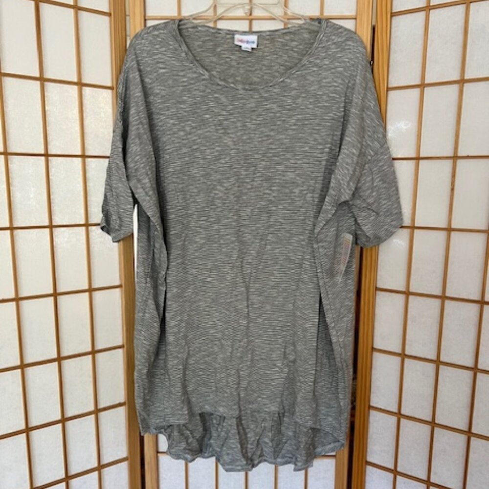 LuLaRoe Shirt. Irma. L. Gray